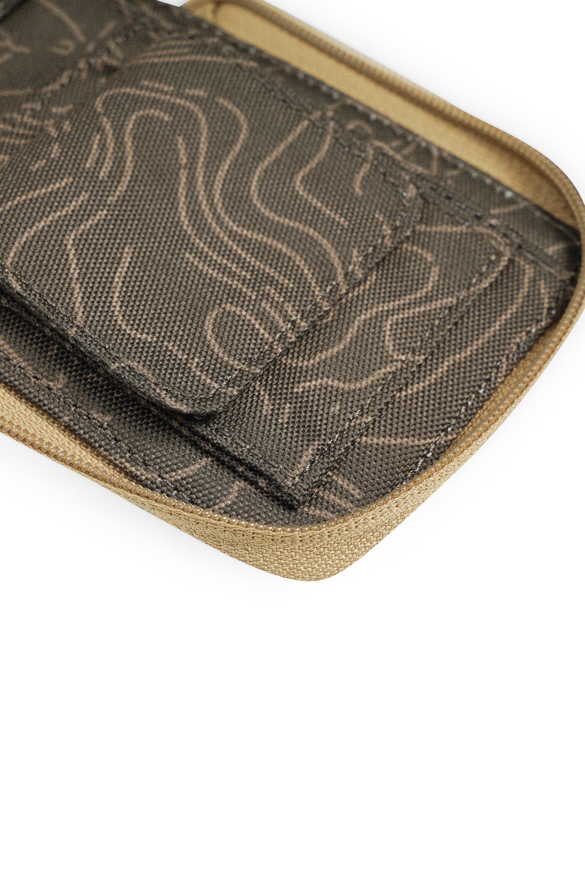 Olive Topo