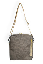 Olive Topo